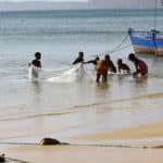 Enfants pêcheurs Madagascar