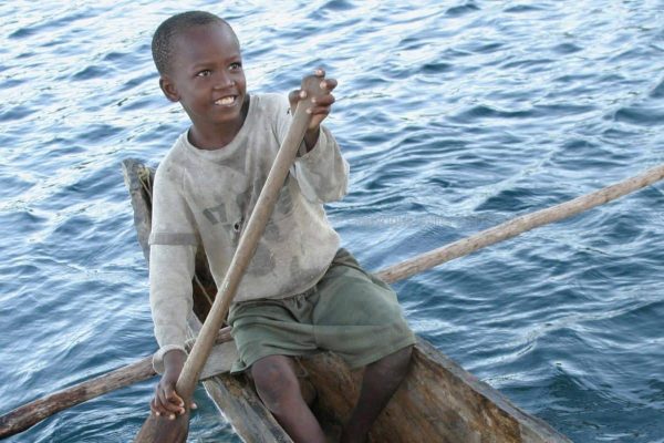 Petit pêcheur à Baramahamay